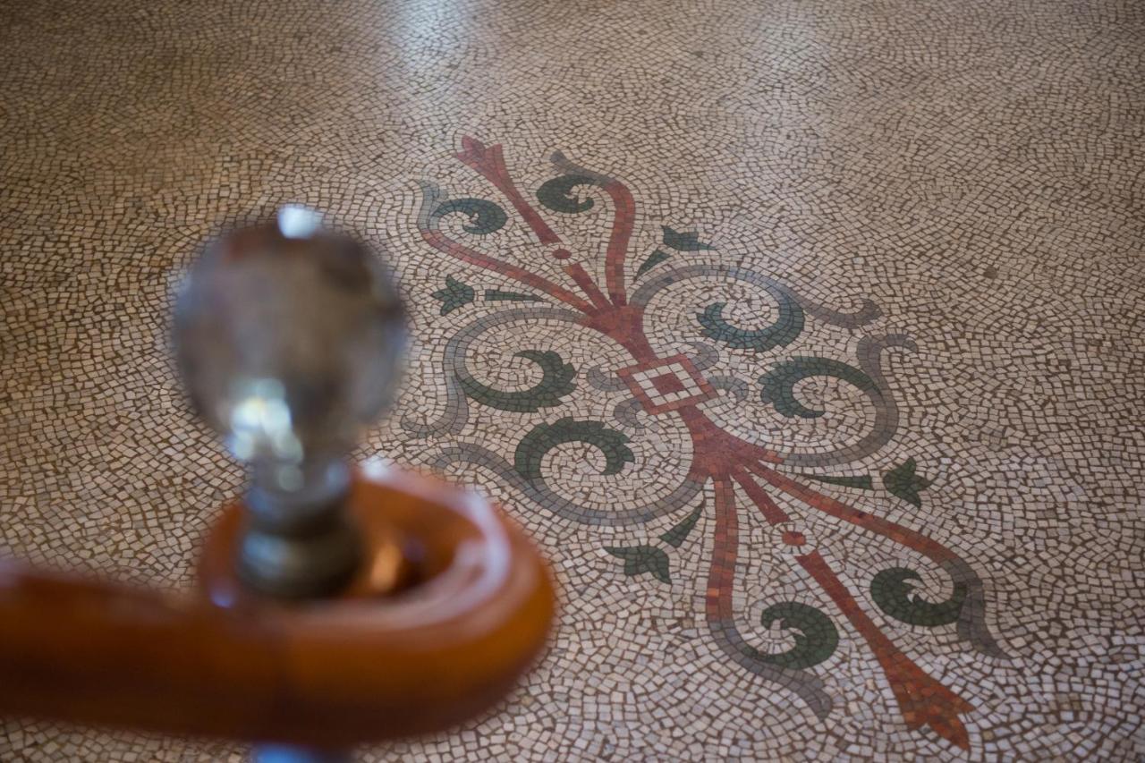 Mostuéjouls Villa La Muse מראה חיצוני תמונה