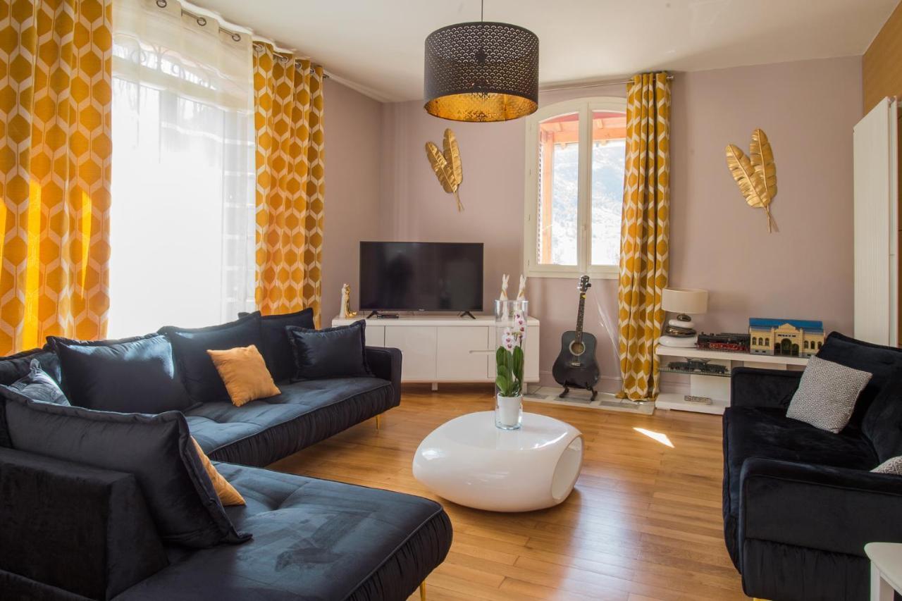 Mostuéjouls Villa La Muse מראה חיצוני תמונה